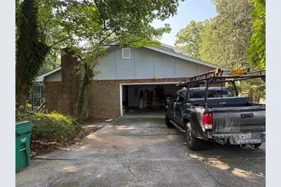 406 Ohern Court, Stone Mountain, GA 30088 - Photo 2
