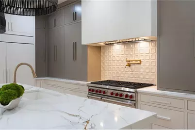 4901 Cambridge Drive, Dunwoody, GA 30338 - Photo 14