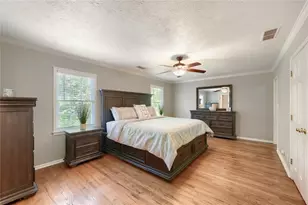 330 S Satinwood Pl, Roswell, GA 30076 - Photo 14