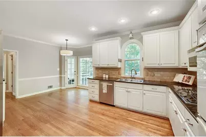 330 S Satinwood Place, Roswell, GA 30076 - Photo 6