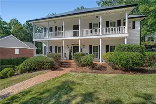 330 S Satinwood Pl, Roswell, GA 30076 - Photo 1
