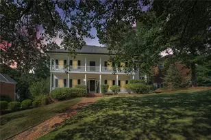330 S Satinwood Pl, Roswell, GA 30076 - Photo 2