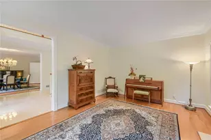 5830 Plantation Dr, Roswell, GA 30075 - Photo 16
