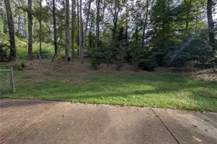 4008 Rock Mill Dr, Marietta, GA 30062 - Photo 18