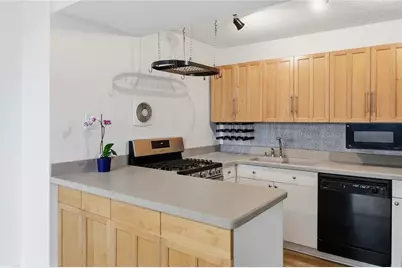 2965 Pharr Court South NW #609, Atlanta, GA 30305 - Photo 10