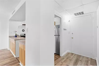2965 Pharr Court South NW #609, Atlanta, GA 30305 - Photo 4