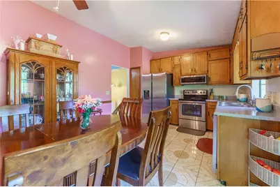 728 Mountain Village Drive, Stone Mountain, GA 30083 - Photo 12