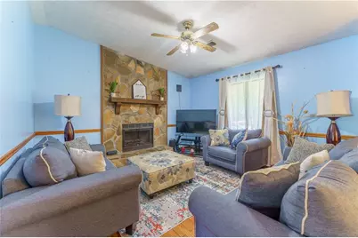 728 Mountain Village Drive, Stone Mountain, GA 30083 - Photo 6