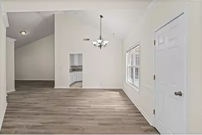 8806 Fairview Bluff Road, Johns Creek, GA 30022 - Photo 4