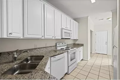 8806 Fairview Bluff Road, Johns Creek, GA 30022 - Photo 6