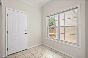 8806 Fairview Bluff Rd, Johns Creek, GA 30022 - Photo 8