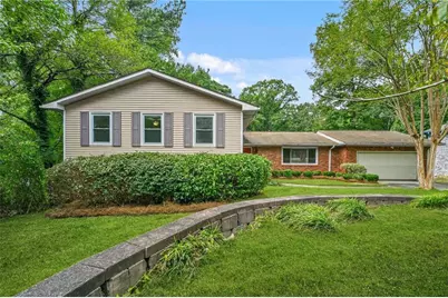 2145 Datona Drive SW, South Fulton, GA 30331 - Photo 1