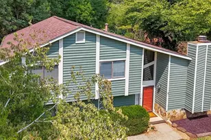 6565 Oakwood Dr, Douglasville, GA 30135 - Photo 2