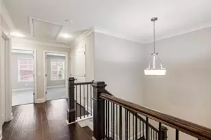 1374 Doublegate Dr, Atlanta, GA 30319 - Photo 18