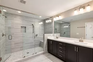 1374 Doublegate Dr, Atlanta, GA 30319 - Photo 22