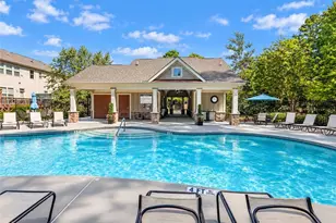 1374 Doublegate Dr, Atlanta, GA 30319 - Photo 4
