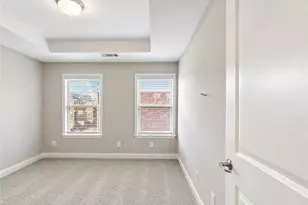 1374 Doublegate Dr, Atlanta, GA 30319 - Photo 32