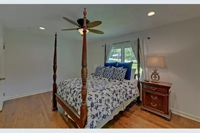 1398 Cumberland Drive, Gainesville, GA 30501 - Photo 12