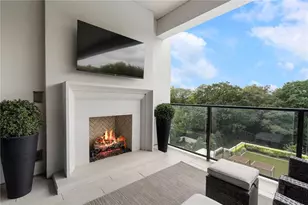 2520 Peachtree Rd NW, Atlanta, GA 30305 - Photo 22