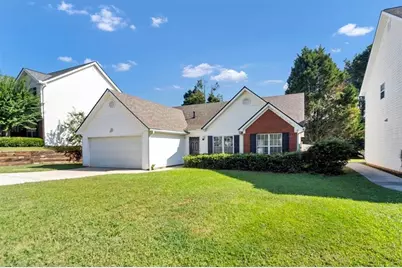 1129 Olde Hinge Way, Snellville, GA 30078 - Photo 2