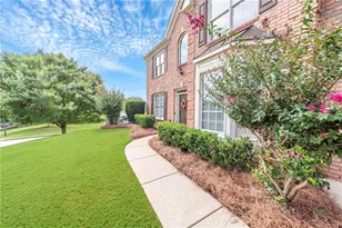 6312 Mountain Ridge Cir, Sugar Hill, GA 30518 - Photo 4
