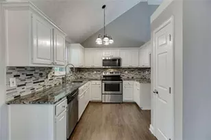 1231 Cumberland Trail, Monroe, GA 30656 - Photo 14