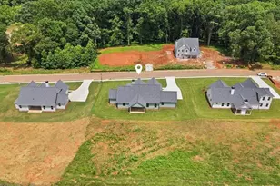 105 Maney Dr, Statham, GA 30666 - Photo 14