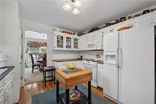 2759 Lanier Dr, Snellville, GA 30078 - Photo 4