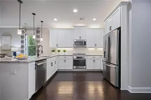1016 Township Square, Alpharetta, GA 30022 - Photo 18