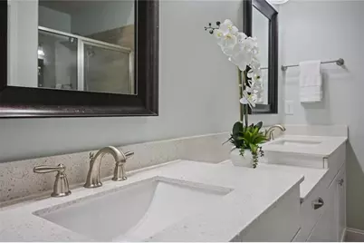 1016 Township Square, Alpharetta, GA 30022 - Photo 22