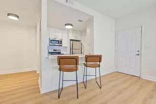 1075 Peachtree Walk NE, Atlanta, GA 30309 - Photo 2