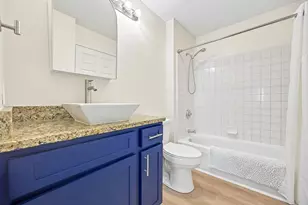 1075 Peachtree Walk NE, Atlanta, GA 30309 - Photo 10