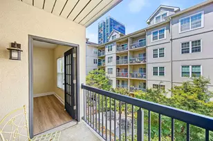 1075 Peachtree Walk NE, Atlanta, GA 30309 - Photo 16