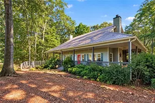 1068 Wrights Mill Rd, Commerce, GA 30530 - Photo 1