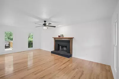 720 Creek Trail NW, Kennesaw, GA 30144 - Photo 10