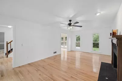 720 Creek Trail NW, Kennesaw, GA 30144 - Photo 12