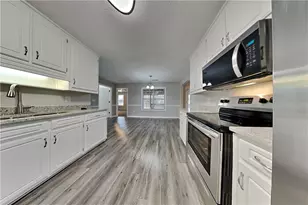 1550 Twin Manor Dr, Loganville, GA 30052 - Photo 6