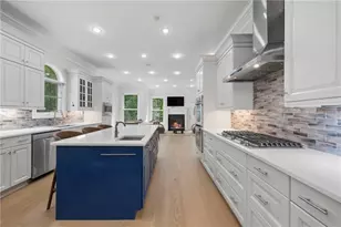 6297 Windward Pkwy, Alpharetta, GA 30005 - Photo 14