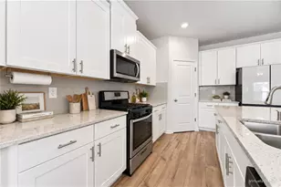 1665 Villageside Ct, Lawrenceville, GA 30043 - Photo 6