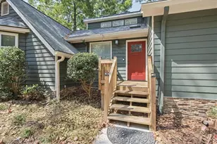 98 Geraldine Dr SE, Smyrna, GA 30082 - Photo 4