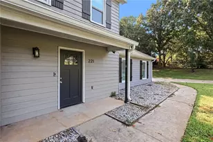 221 Lariat Ln, Ellenwood, GA 30294 - Photo 8
