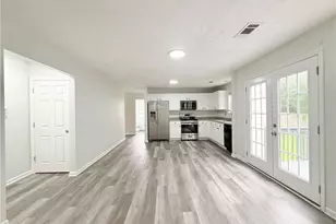 928 Shannon Road SW, Loganville, GA 30052 - Photo 10