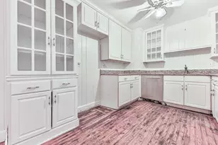 533 Campbell Hill St NW, Marietta, GA 30060 - Photo 10