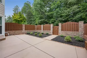 3004 Village Green Cir, Roswell, GA 30075 - Photo 34