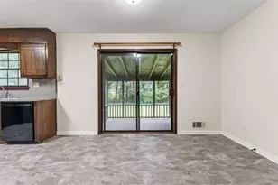4561 Fairfax Pl, Powder Springs, GA 30127 - Photo 6
