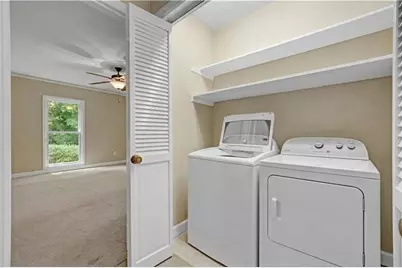 8180 Tynecastle Drive, Sandy Springs, GA 30350 - Photo 26