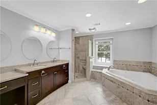 8180 Tynecastle Dr, Sandy Springs, GA 30350 - Photo 8