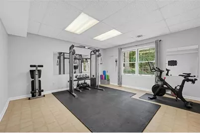 8180 Tynecastle Drive, Sandy Springs, GA 30350 - Photo 24