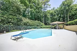 8180 Tynecastle Dr, Sandy Springs, GA 30350 - Photo 28