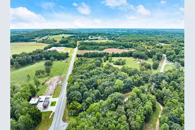 6850 Old Cleveland Road, Clermont, GA 30527 - Photo 8